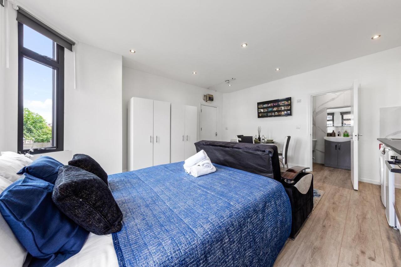 Comfy 1Bdr - 30Mins To Central Ldn - Parking The Hyde Exterior photo